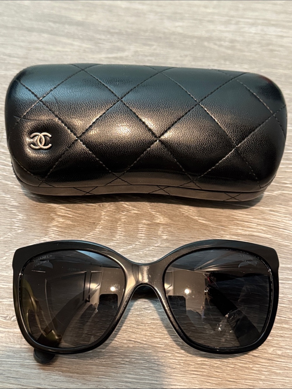 CHANEL Black Quilted-Temple Sunglasses with Logo Case - Picture 6 of 11